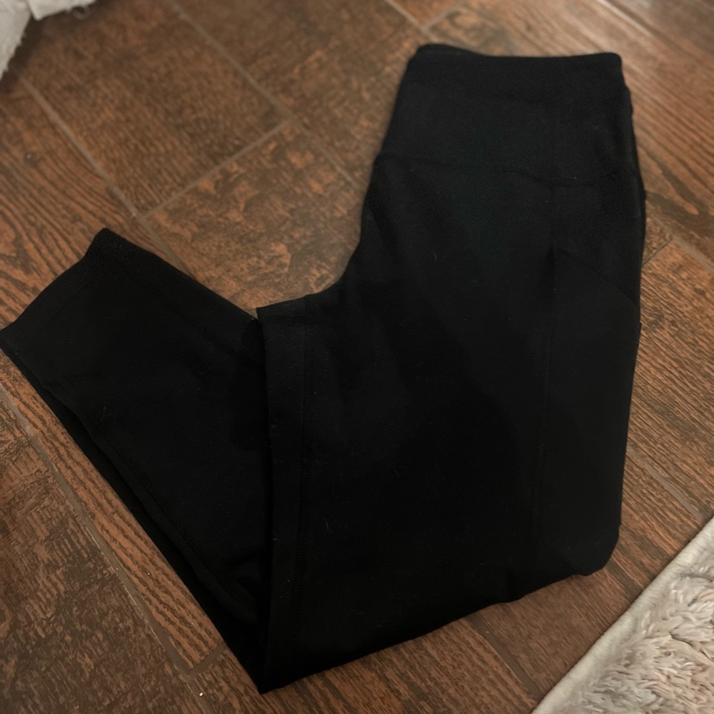Black 7/8 leggings